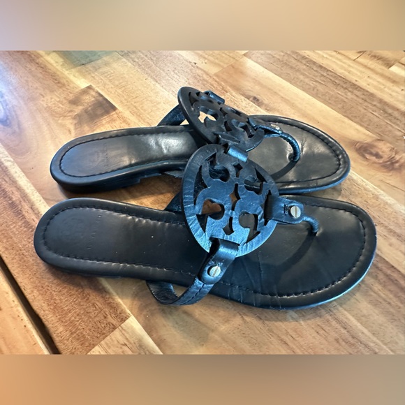 Tory Burch Miller Leather Sandals | Size 9 - Picture 8 of 8